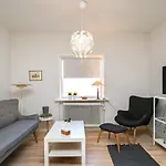4 Person In Skagen
